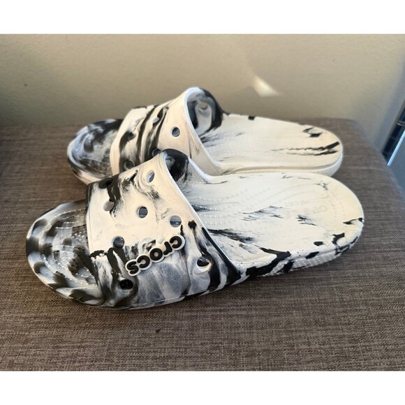 Crocs Marbled Slides (Black/White) Men’s Size 8 Women’s Size 10 - Picture 3 of 7